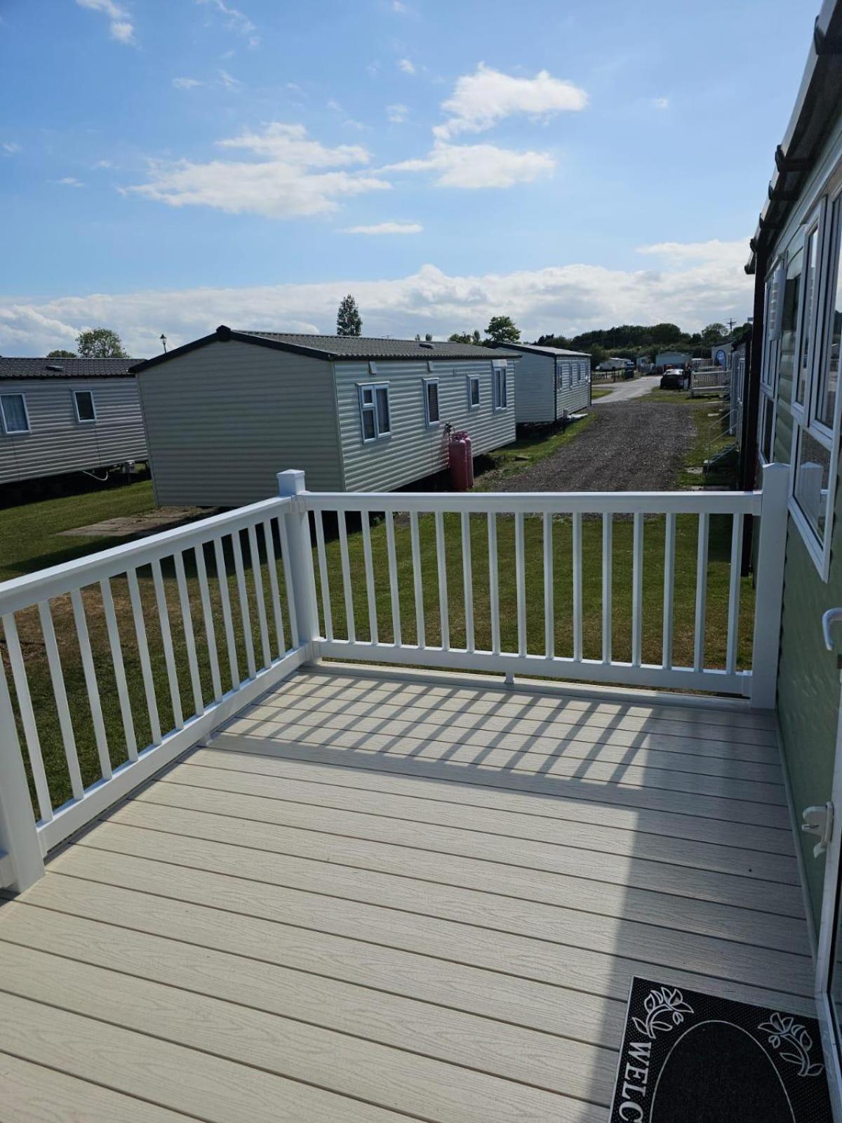 Lovely 8 Berth Caravan At Sunnydale In Lincolnshire Ref 35239S Лаут Экстерьер фото